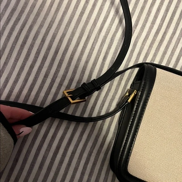 DHG ysl crossbody purse - Picture 8 of 11